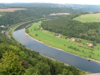 Dresdener Landschaft an der Elbe Foto Mail-Brandt